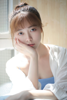 非亲姐妹